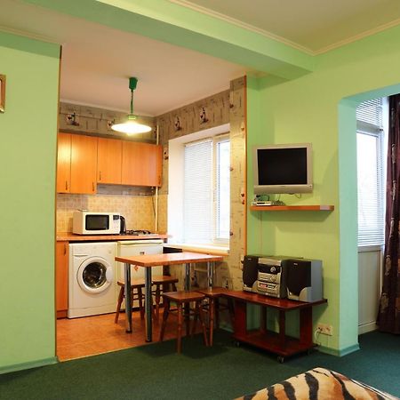 Ukrainian Hotel Service Apartments Kiew Exterior foto