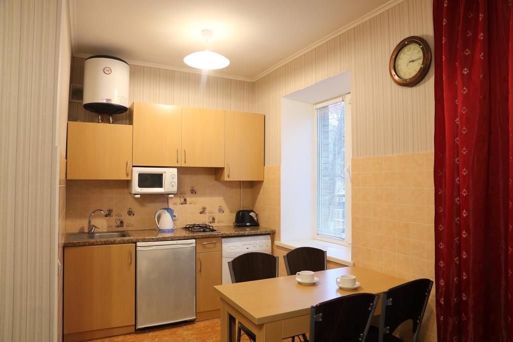 Ukrainian Hotel Service Apartments Kiew Exterior foto