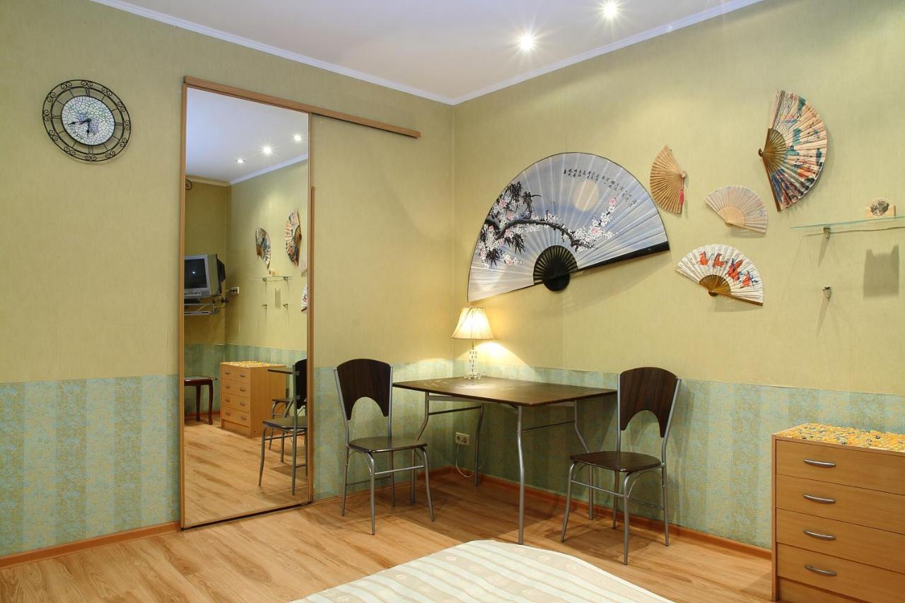 Ukrainian Hotel Service Apartments Kiew Exterior foto